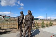 Торжественное открытие уникального народного памятника, созданного в честь воинов, погибших в ходе локальных войн