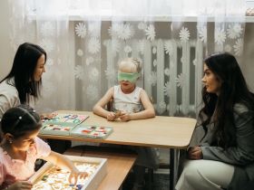 Ольга Швецова поздравила воспитателей Тюменского района