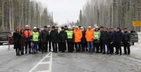 В Кондинском районе сегодня состоялось торжественное открытие подъездной автомобильной дороги к деревне Сотник