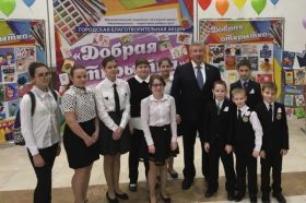 Борис Хохряков встретился с юными участниками благотворительной акции «Территория добрых дел»