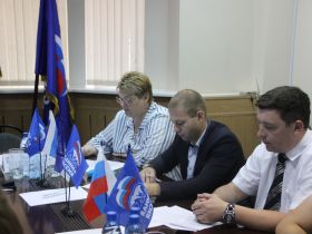 Николай Воробьев провел заседание общественного совета партпроекта Историческая память
