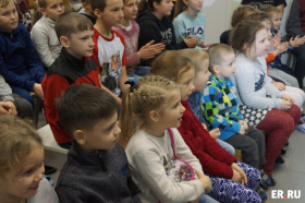  Единая Россия" организовала праздник для пациентов  областной детской больницы