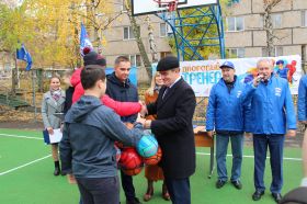 Открытие детской спортивной площадки в рамках проекта "Городская среда"