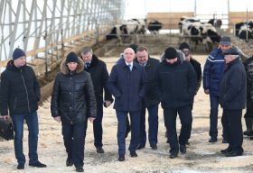 Губернатор поручил разработать дополнительные меры поддержки для южноуральских аграриев