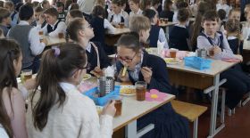 Партпроект «Крепкая семья» дал старт месячнику здорового питания в школах Пскова
