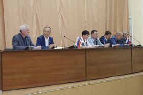 В Златоусте партийцы обсудили реализацию проекта "Чистая страна"
