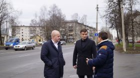 Региональный координатор партпроекта проинспектировал качество дорожных работ  в г. Псков