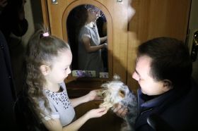 Владимир Мякуш исполнил новогоднюю мечту шестилетней девочки из Южноуральска