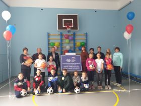Спортивные залы в сельских школах капитально отремонтированные в рамках проекта в 2020 году