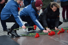 08 мая 2021 года - Акция «Цветы Победы», посвященная 76-й годовщине Победы в Великой Отечественной войне