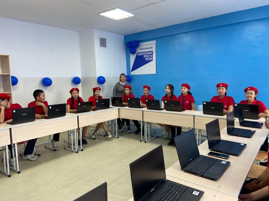 В Чаа-Холе открыли кабинеты Цифровой образовательной среды